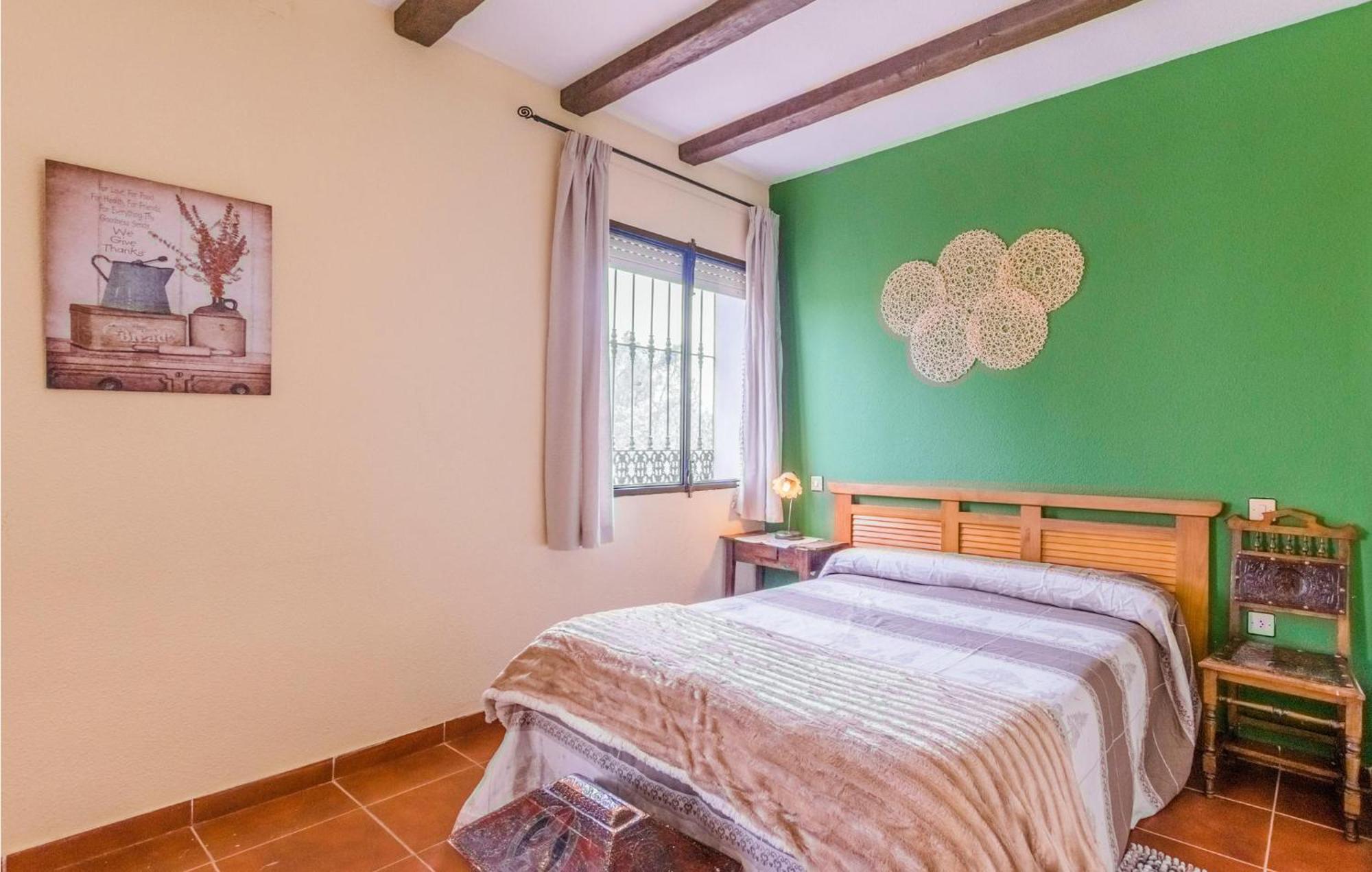 Gorgeous Home In Aldeaquemada With Swimming Pool Eksteriør billede